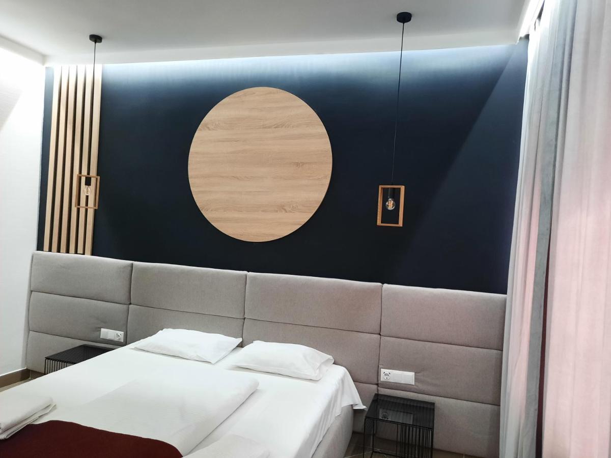 Pension Recidency Орадеа Екстериор снимка