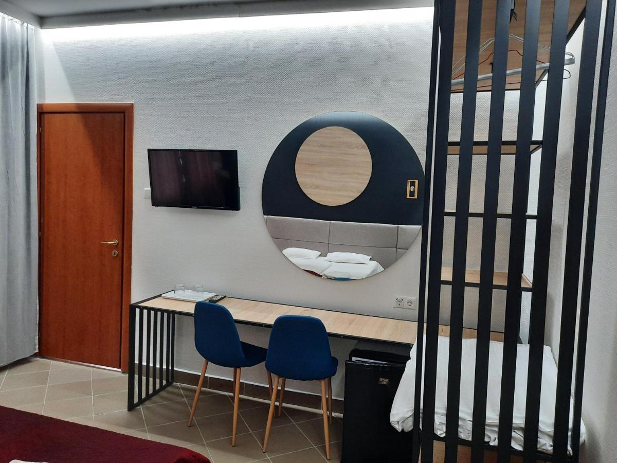 Pension Recidency Орадеа Екстериор снимка