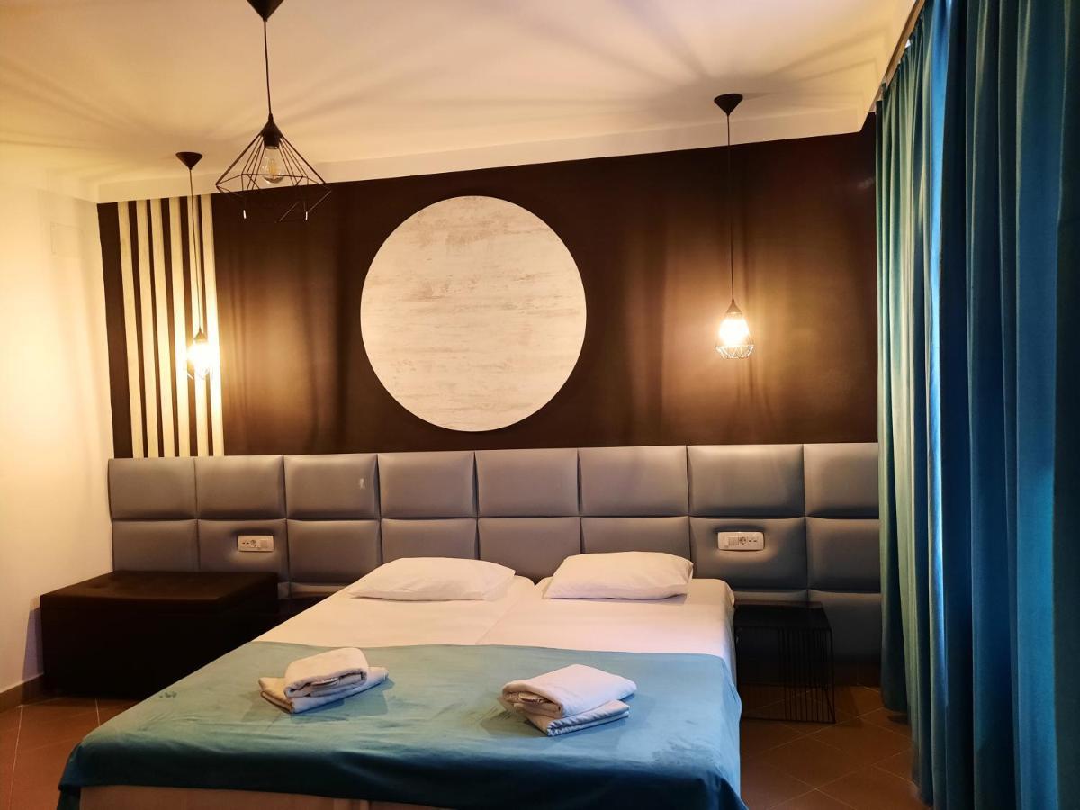 Pension Recidency Орадеа Екстериор снимка
