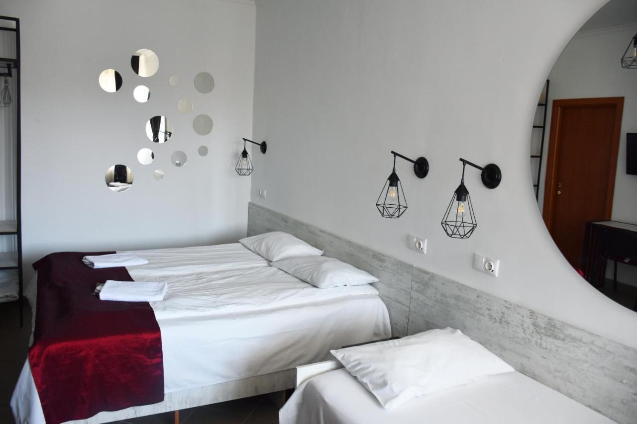 Pension Recidency Орадеа Екстериор снимка