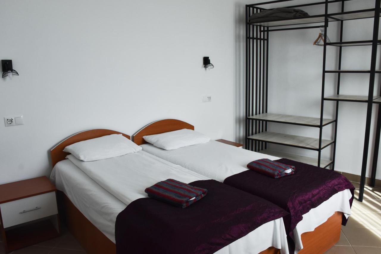 Pension Recidency Орадеа Екстериор снимка